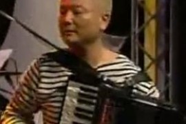 日本手风琴演奏家小林靖宏